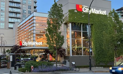 Loblaws City Market Lonsdale