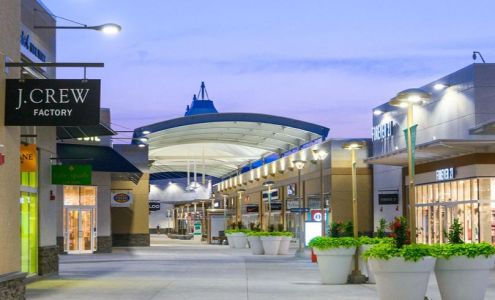 Outlet Collection at Niagara