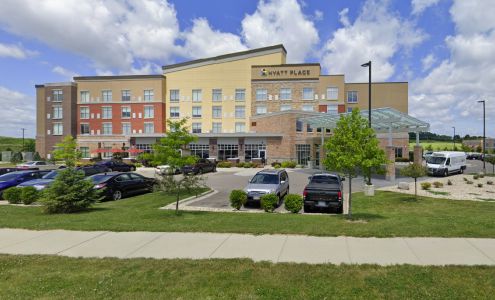 Hyatt Place Madison / Verona