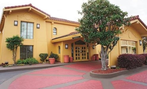 La Quinta Inn & Suites by Wyndham Tuscaloosa University