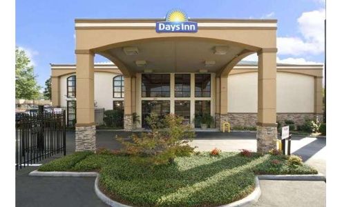 Days Inn & Suites by Wyndham Tuscaloosa - Univ. of Alabama