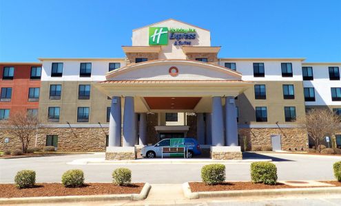 Holiday Inn Express & Suites Huntsville Airport, an IHG Hotel