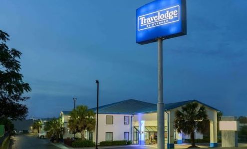 Travelodge by Wyndham Montgomery East