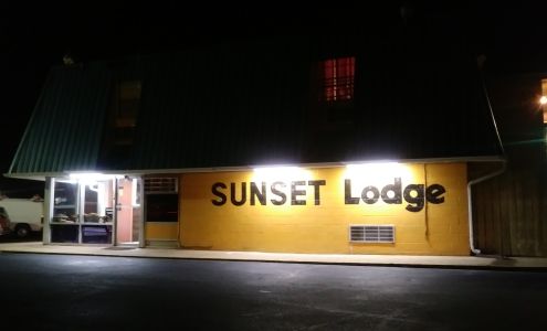 Sunset Lodge