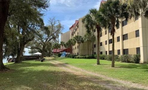 Navy Gateway Inn and Suites