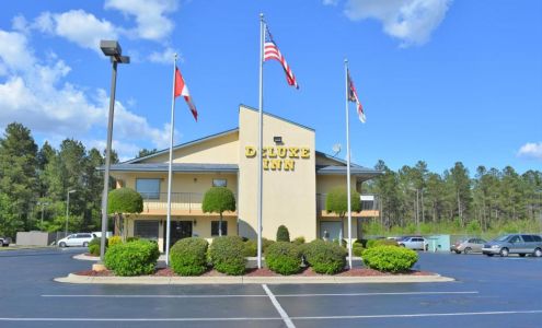 Deluxe Inn Fayetteville North Carolina
