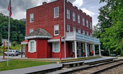 Hanover Junction Station Seven Valleys