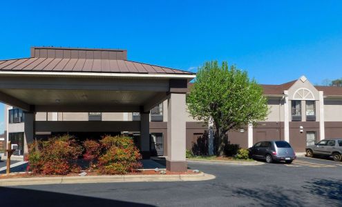 Quality Inn & Suites