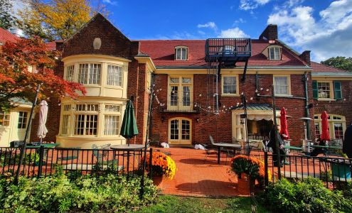 Montague Inn Bed & Breakfast