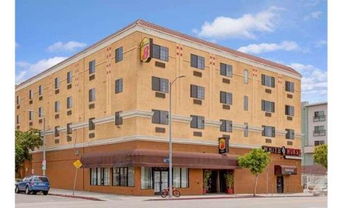 Super 8 by Wyndham Hollywood/LA Area