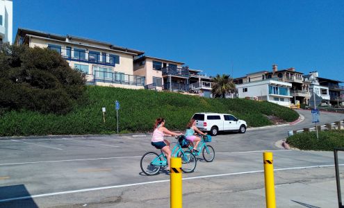 HOLLYWOOD HIGHLAND HOTEL AND HOSTEL