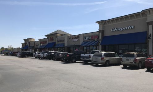 Shoppes At White Knoll