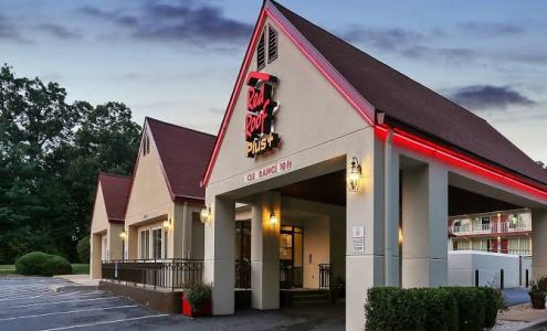 Red Roof PLUS+ Washington, DC - Rockville