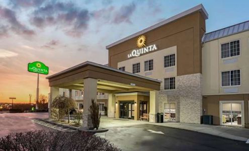La Quinta Inn & Suites by Wyndham Knoxville North I-75