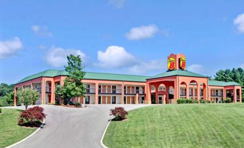 Super 8 by Wyndham Knoxville East