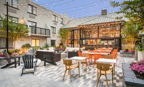 DoubleTree by Hilton Gainesville