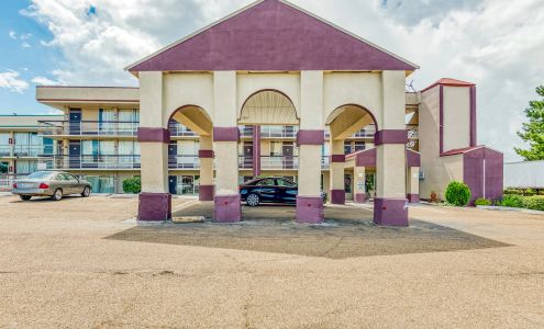 OYO Hotel Jackson North I-55