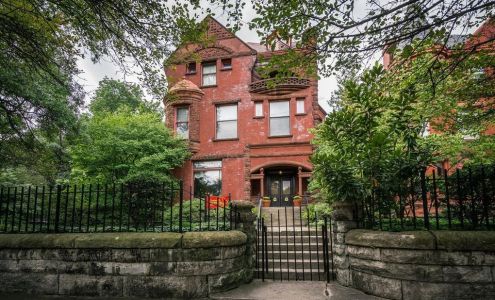 Louisville Bourbon Inn