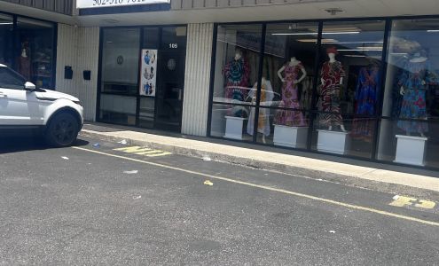 Buechel Station Shopping Center