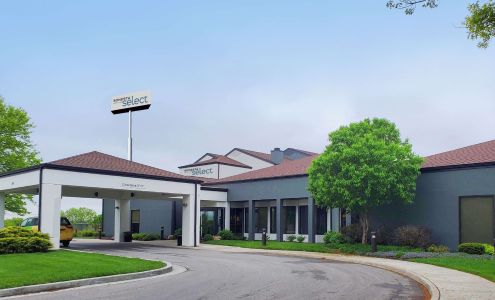 Sonesta Select Kansas City South Overland Park