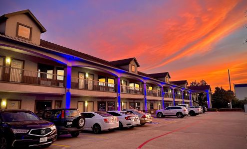 Americas Best Value Platinum Inn & Suites