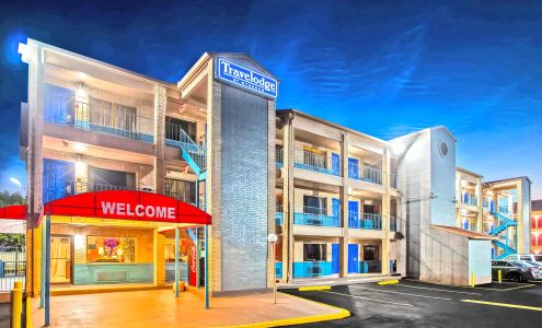 Travelodge by Wyndham Houston Hobby Airport