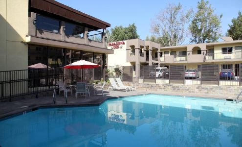 GreenTree Pasadena Inn