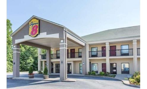 Super 8 by Wyndham Petersburg