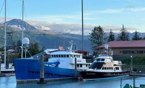 Glacier Hotel Valdez