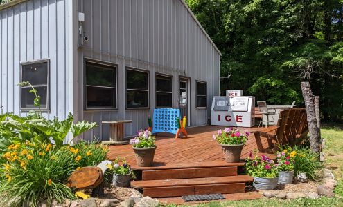 Coadys' Point of View Lake Resort | Wisconsin Glamping and Cabin Rentals Phelps