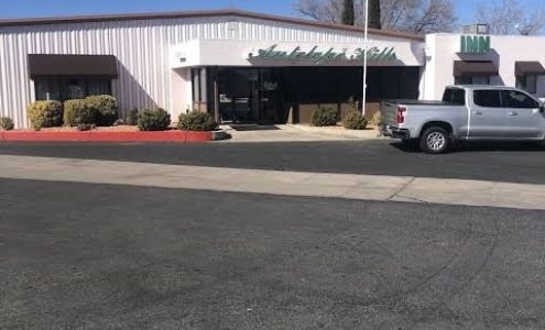 Antelope Hills Inn-Suites