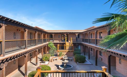 Sierra Suites Boutique Hotel