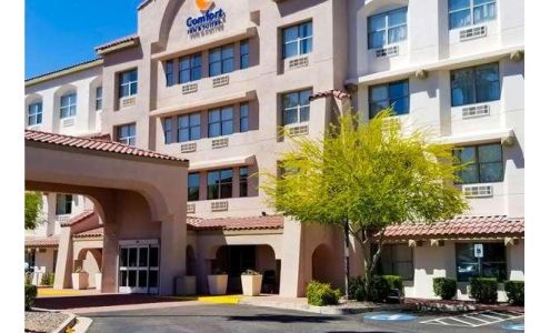Comfort Inn & Suites Tempe Phoenix Sky Harbor Airport