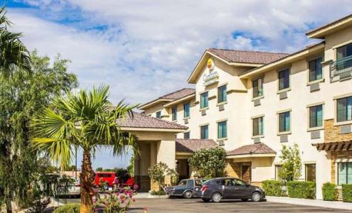 Comfort Inn & Suites Yuma I-8