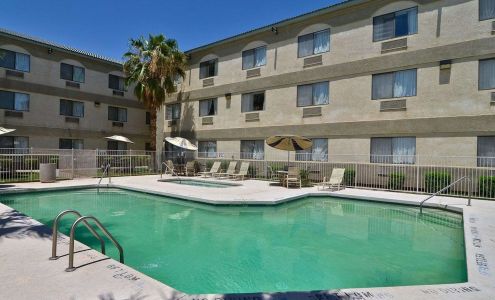 Quality Inn & Suites Yuma