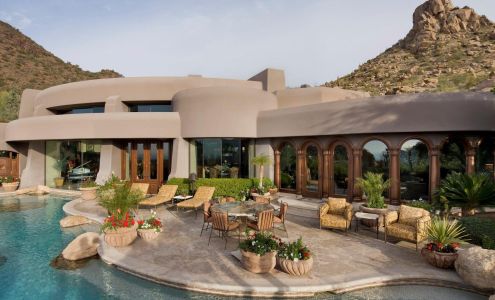 RE/MAX Cathy Carter Real Estate & Luxury Homes