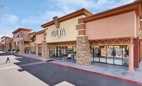 Shoppes At Gilbert Commons