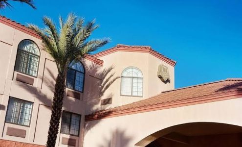 Hilton Vacation Club Varsity Club Tucson