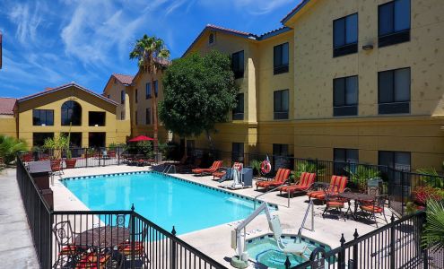 Hampton Inn & Suites Tucson-Mall