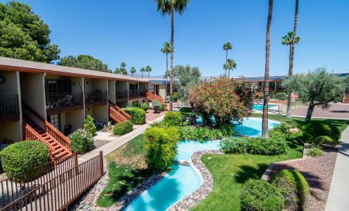 The Lakes Apartments