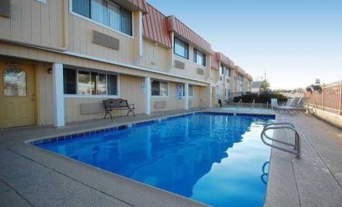 Best Western Hi-Desert Inn Tonopah