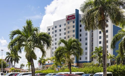 Hampton Inn & Suites by Hilton Miami Airport South Blue Lagoon
