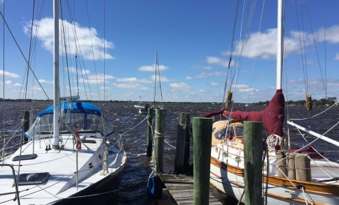 The Harbor Inn & Marina