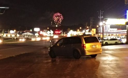 Cloverleaf Shopping Center