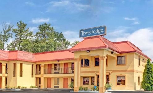 Travelodge by Wyndham Forest Park Atlanta South