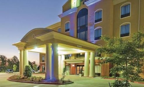 Holiday Inn Express & Suites Van Buren-Ft Smith Area, an IHG Hotel