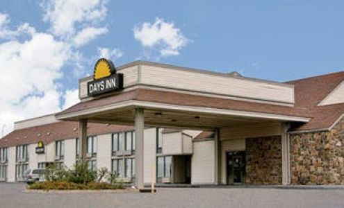 Days Inn by Wyndham Alma
