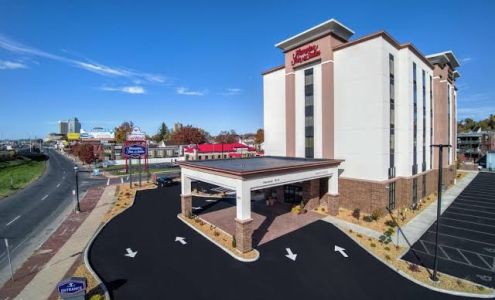 Hampton Inn & Suites Springfield/Downtown