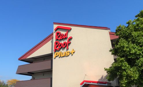 Red Roof PLUS+ Chicago - Hoffman Estates