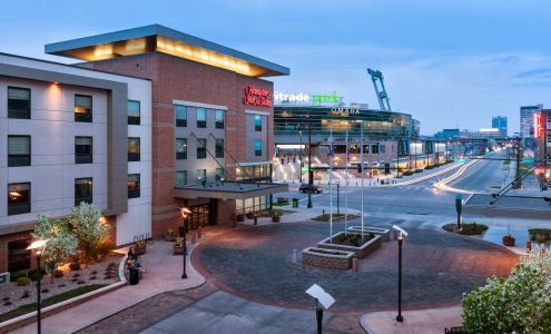 Hampton Inn & Suites Omaha-Downtown